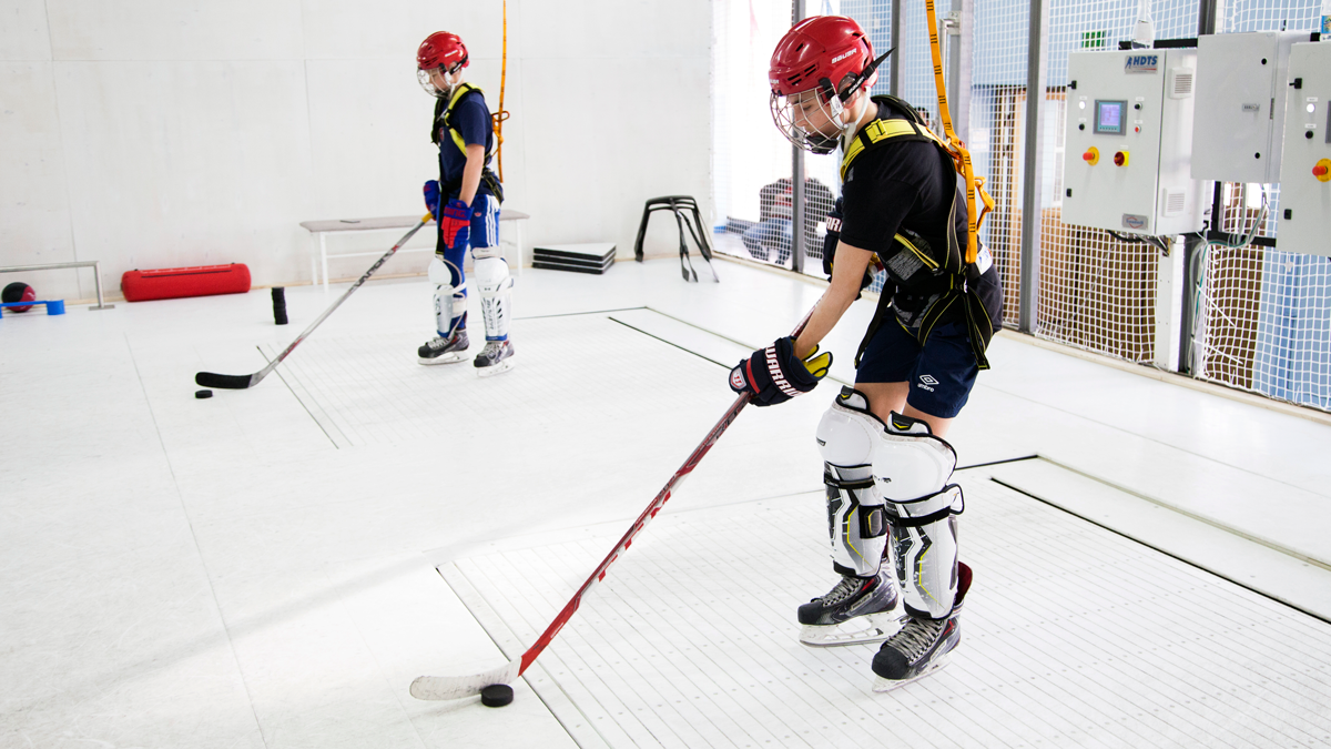 Хоккейный тренировочный диагностический центр с ледовой дорожкой